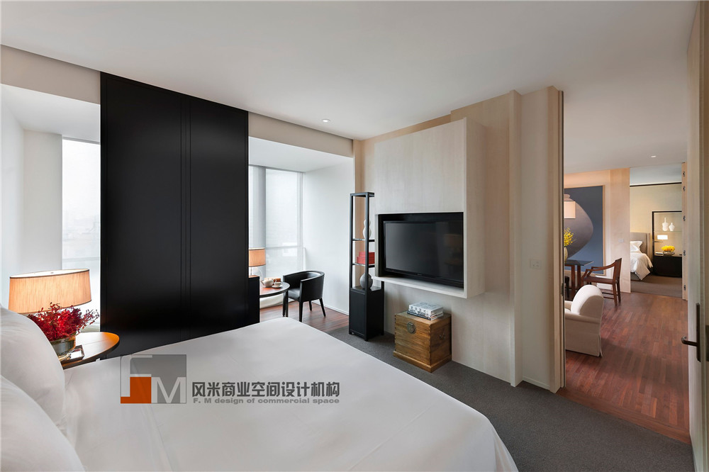 為了這家酒店，志明與春嬌從香港飛到了臺(tái)北！